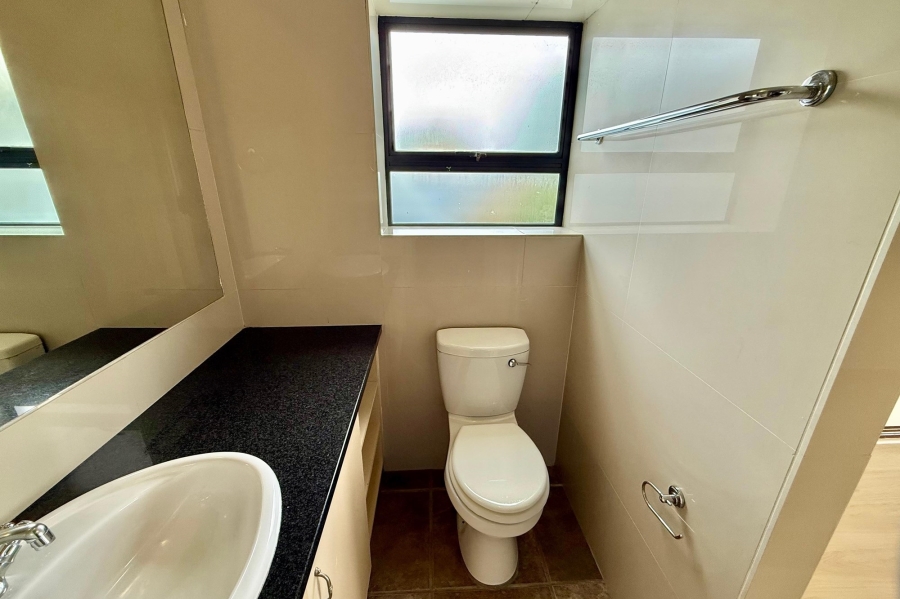 To Let 3 Bedroom Property for Rent in De Wijnlanden Residential Estate Western Cape